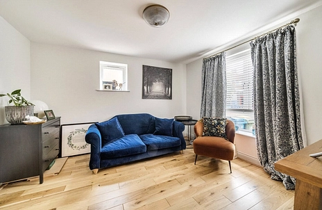 4 bedroom semi detached to rent - Princes Close, Eton Wick, Windsor, Berkshire, SL4 - Property View 3