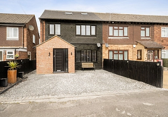 3 bedroom house for sale - Croft Corner, Old Windsor, Windsor, Berkshire, SL4 - Property View 1