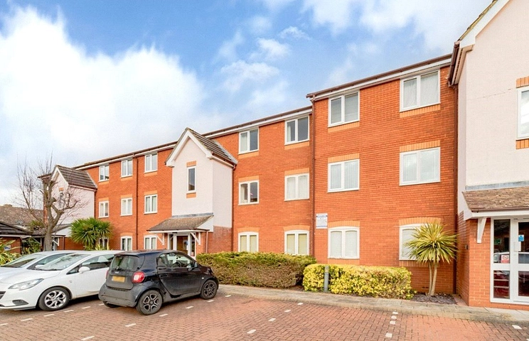 2 bedroom apartment for sale - Firs Avenue, Windsor, SL4