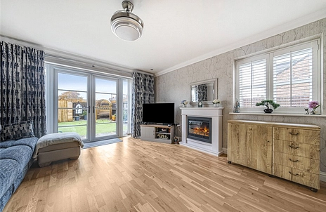 2 bedroom house for sale - Princes Close, Eton Wick, Windsor, Berkshire, SL4 - Property View 2