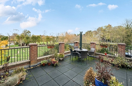 1 bedroom apartment for sale - Bridgewater Terrace, Windsor, Berkshire, SL4 - Property View 2