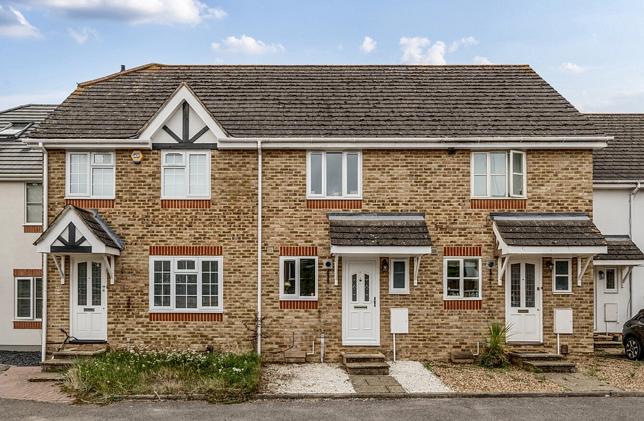 2 bedroom house for sale - Firs Avenue, Windsor, Berkshire, SL4 - Property View 1