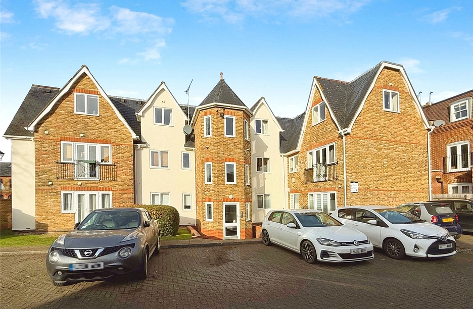 2 bedroom apartment for sale - Beaumont Road, Windsor, Berkshire, SL4 - Property View 1