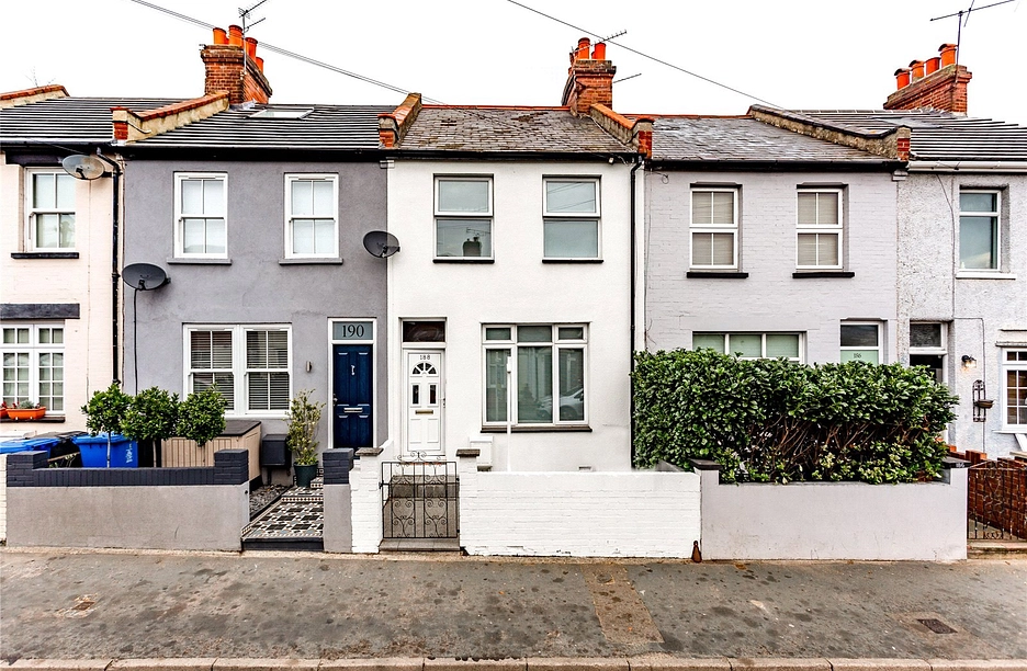 3 bedroom house for sale - St. Leonards Road, Windsor, Berkshire, SL4 - Property View 1