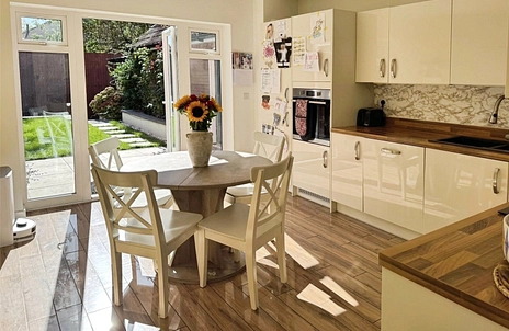 3 bedroom house for sale - Bakers Place, Woodley, Reading, Berkshire, RG5 - Property View 2