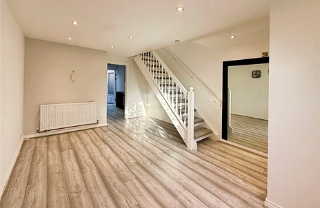 2 bedroom house for sale - Sweet Briar, Crowthorne, Berkshire, RG45 - Property View 2