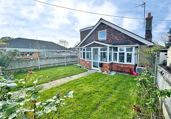 3 bedroom bungalow for sale - Westfield Road, Winnersh, Wokingham, Berkshire, RG41 - Property View 1