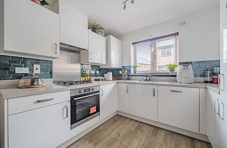 3 bedroom house for sale - Blacksmiths Way, Arborfield Green, Reading, Berkshire, RG2 - Property View 2