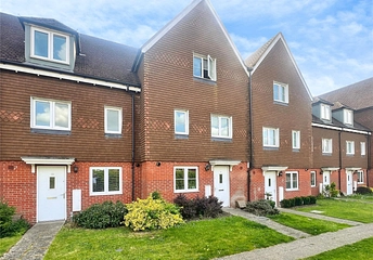 4 bedroom house for sale - Outfield Crescent, Wokingham, Berkshire, RG40 - Property View 1