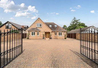 5 bedroom house for sale - Barkham Ride, Finchampstead, Wokingham, Berkshire, RG40 - Property View 1