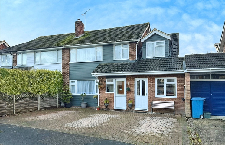 5 bedroom house for sale - Ives Close, Yateley, Hampshire, GU46