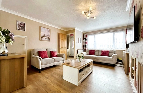 3 bedroom house for sale - Croft Lane, Yateley, Hampshire, GU46 - Property View 2