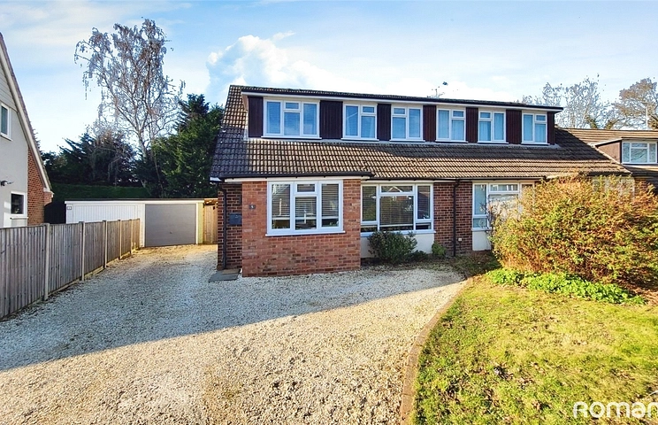 3 bedroom house for sale - Lodge Grove, Yateley, Hampshire, GU46