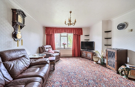 3 bedroom house for sale - Dickens Way, Yateley, Hampshire, GU46 - Property View 2