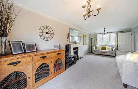 4 bedroom house for sale - Throgmorton Road, Yateley, Hampshire, GU46 - Property View 2
