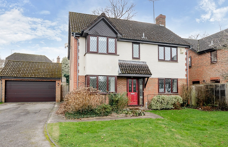 4 bedroom house for sale - Throgmorton Road, Yateley, Hampshire, GU46