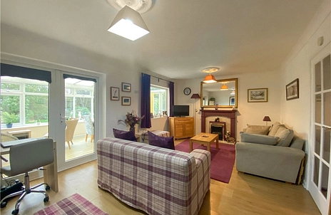 3 bedroom house for sale - Minstead Drive, Yateley, Hampshire, GU46 - Property View 2