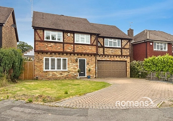 5 bedroom house for sale - Exeter Gardens, Yateley, Hampshire, GU46 - Property View 1